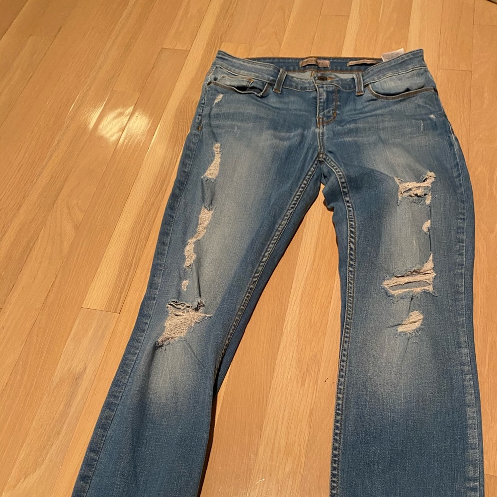 Guess distressed straight cut jeans